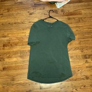 Lulu green r shirt large